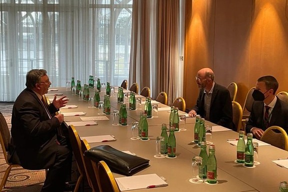 US Iran envoy Rob Malley meeting with a Russian diplomat in Vienna in December 2021 during Iran nuclear talks