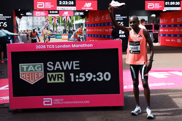 عبور از مرز ناممکن؛ تاریخسازی در ماراتن لندن با چاشنی نان و عسل