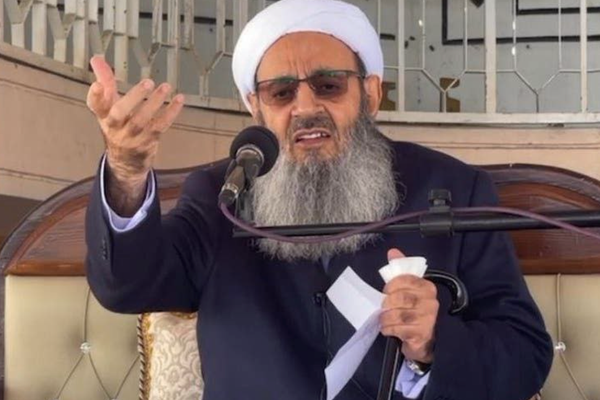 خطيب أهل السُّنة في إيران يصف أحداث "بلوشستان" الأخيرة بالمريبة ويحذر من زيادة الإعدامات