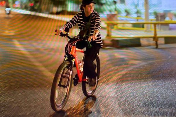 القضاء الإيراني يحكم بالسجن والغرامة المالية ضد سينمائيين بتهمة "الدعاية ضد النظام"