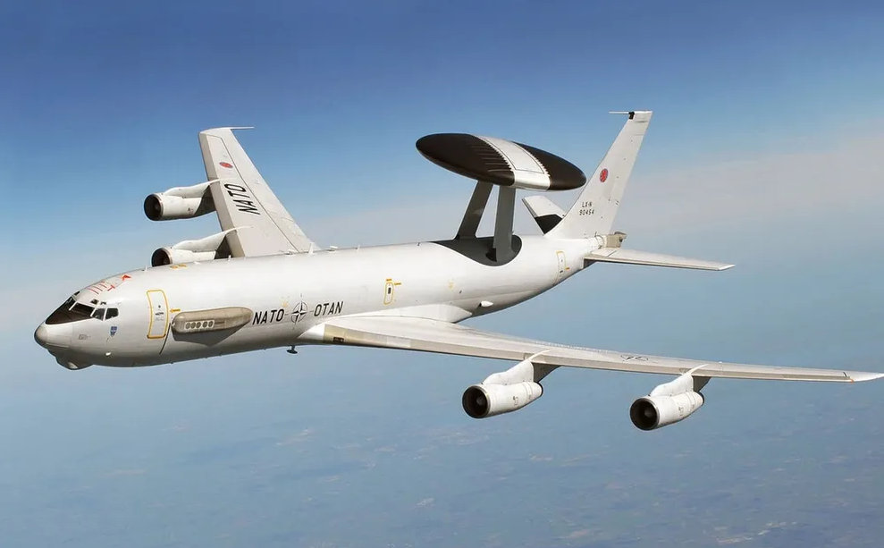 بلومبرگ: ناتو پروازهای خود را برای رصد ایران افزایش داده است