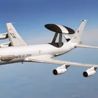 بلومبرگ: ناتو پروازهای خود را برای رصد ایران افزایش داده است