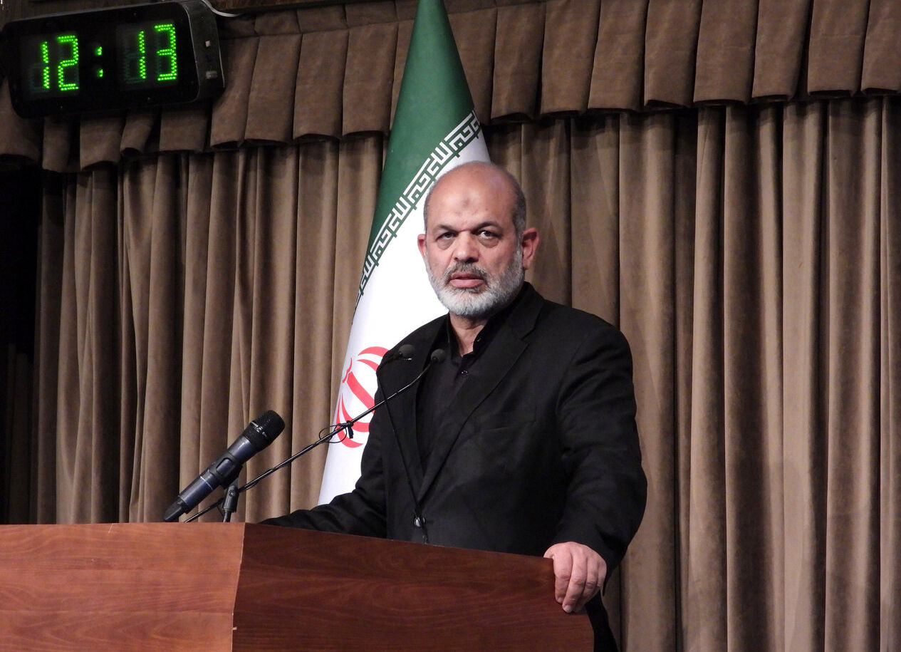 بدون اعلام رسمی، احمد وحیدی به عنوان جانشین ستاد کل نیروهای مسلح منصوب شد