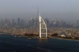 Iranian banks and businesses remain open in Dubai despite Trump’s D-Day - WSJ