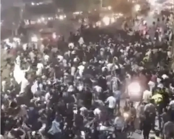 مناورات للباسيج في الأهواز وأصفهان ردًّا على الاحتجاجات المناهضة للنظام الإيراني