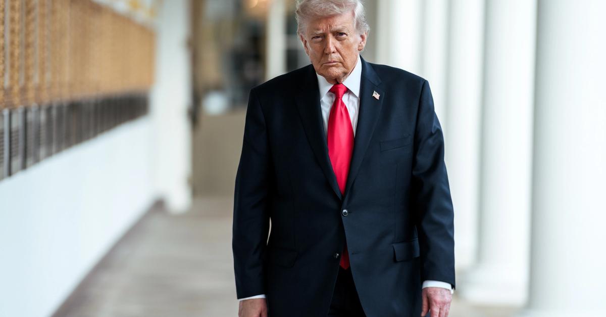 Trump warns Iran over Hormuz mines as Guards threaten ships | Iran International