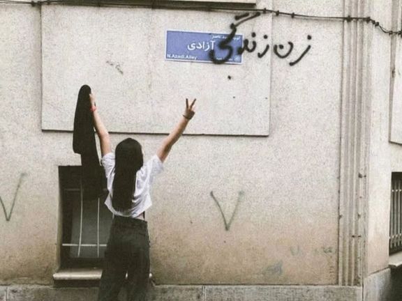 شماری از زندانیان سیاسی سابق و فعالان زن نسبت به تخریب زنان مبارز و زندانی هشدار دادند