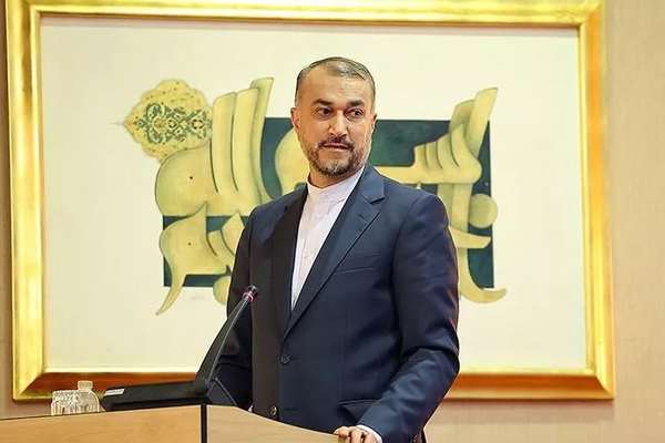 وزير الخارجية الإيراني: أوروبا تدعم إبادة سكان غزة واحتمال أن تفقد جميع الأطراف السيطرة