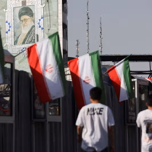 خشم شهروندان از «سیمکارتهای سفید»: سالهاست ما را از هر حقی محروم کردهاند