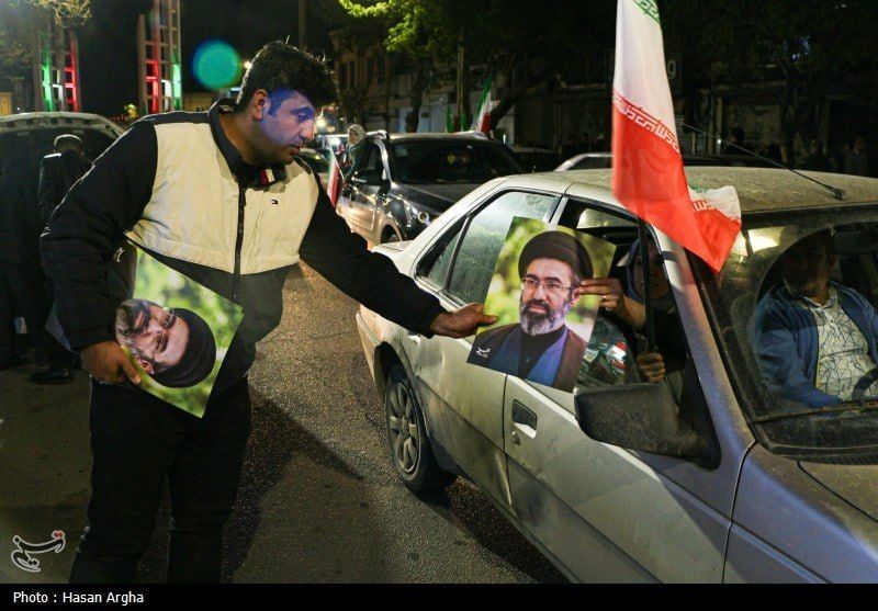 نماینده خامنه‌ای: می‌توانستیم ضربات بیشتری به آمریکا بزنیم اما خامنه‌ای موافقت نکرد