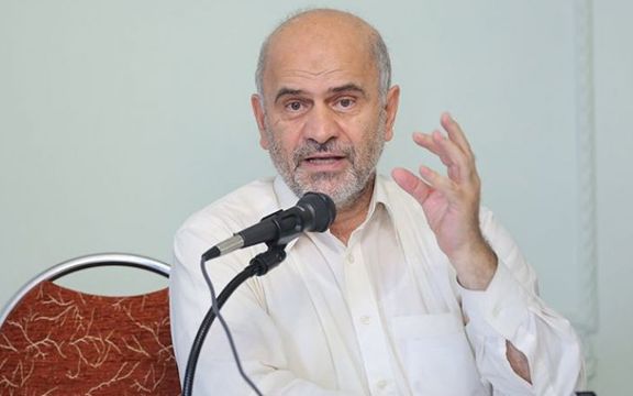 استاد دانشگاه علامه طباطبایی: با تسبیح و پیشانی پینهبسته میگویند فساد «دبش» چیزی نیست