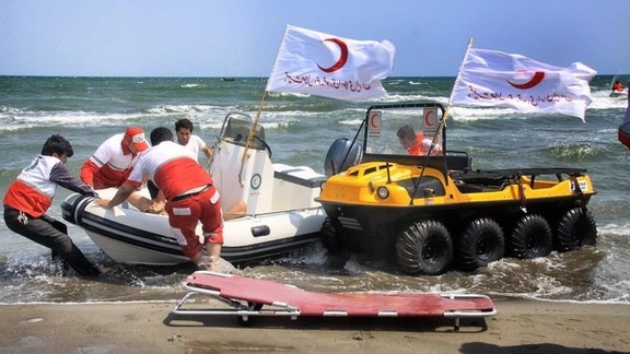 File photo of Iran’s Red Crescent relief workers