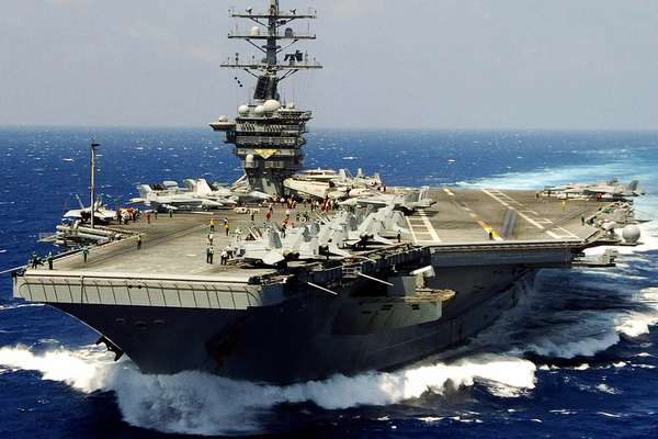 US Navy Rescues Crew from Ship Hit by Houthis in Red Sea