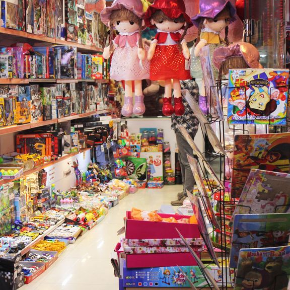 وزارت بهداشت درباره اسباببازیهای آرایشی کودکان هشدار داد