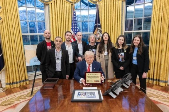 دیدار ترامپ با گروگانهای آزاد شده