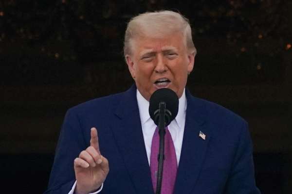 بعد الهجوم الإسرائيلي.. ترامب: المتشددون الإيرانيون ماتوا.. والأسوأ قادم