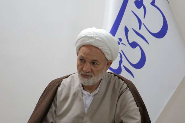 روانبخش، نماینده قم: عبور از تنگه هرمز بدون پذیرش حاکمیت جمهوری اسلامی غیرممکن است