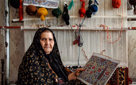 فروپاشی صنعت فرش دستباف ایران زیر فشار تحریمها و سیاستهای ارزی جمهوری اسلامی