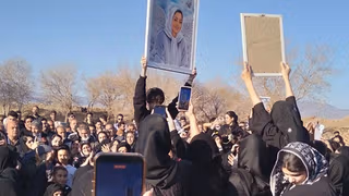 مراسم چهلم بهعنوان بازسازی جامعه از درون