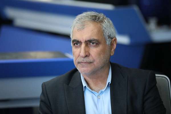 برلماني إيراني: المواطنون يعانون من البطالة والتضخم وعدم المساواة والفقر