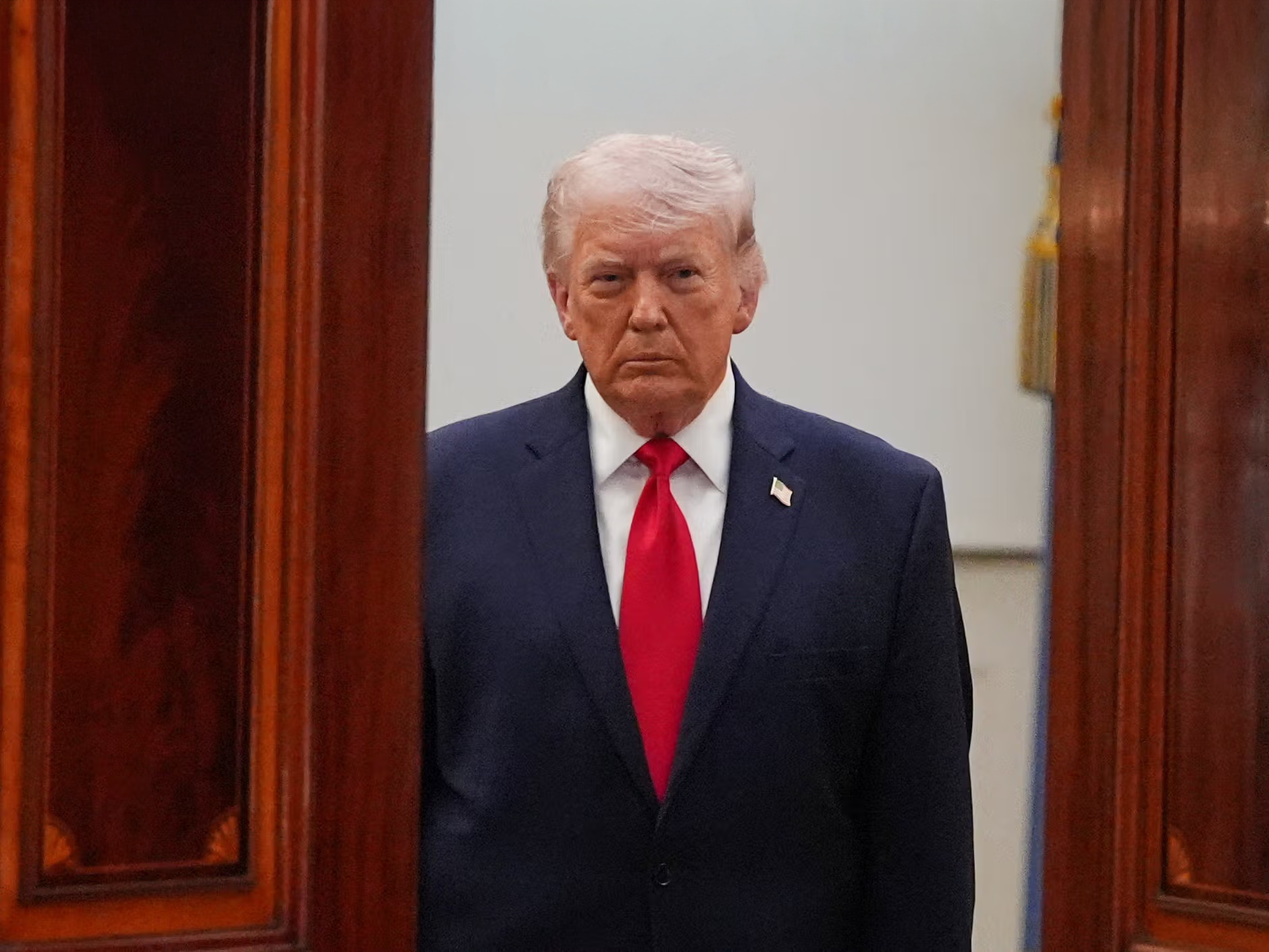 کاخ سفید: ترامپ درباره سقوط جنگنده در جریان قرار گرفت