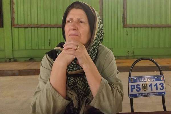 آزار سازمانیافته آمنه بیرقداری، زندانی سیاسی ۶۱ ساله در بند مجرمان خطرناک زندان وکیلآباد