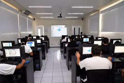 Iran students go without as elite schools charge billions