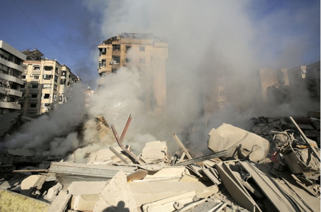 وزارت خارجه بریتانیا به اتباع خود توصیه کرد هر چه سریع‌تر لبنان را ترک کنند