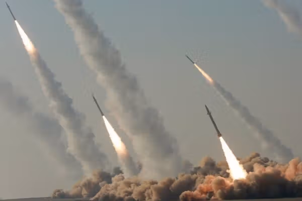 روز نهم و دهم جنگ علیه جمهوری اسلامی: اعلام رسمی رهبری مجتبی خامنهای و افزایش قیمت نفت