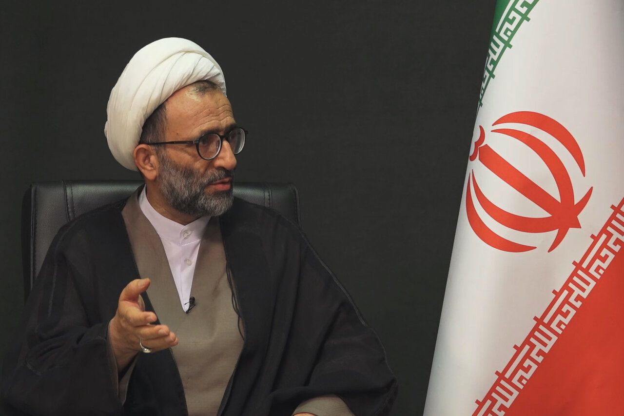 سلیمی، عضو هیات&zwnj;رییسه مجلس: ارزش تنگه هرمز برای ما از بمب هسته&zwnj;ای بیشتر است