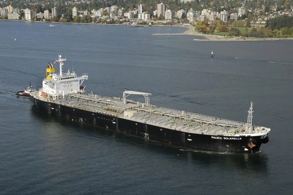 نفتکش «گلدن ایگل» یکی از شناورهای «ناوگان سایه» است که ۲۷ آذر تحت تحریمهای وزارت خزانهداری آمریکا قرار گرفت.