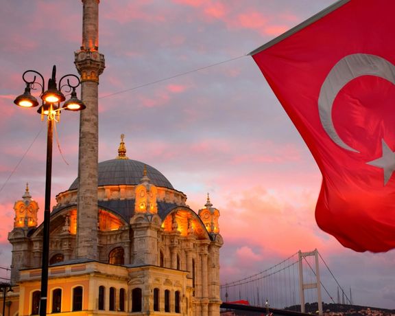 آغاز محدودیتهای ترکیه برای تمدید اقامت با ویزای توریستی؛ از جمله برای اتباع ایران