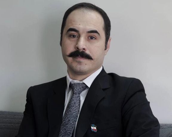 حسین رونقی: از ۱۲ شهریور دست به اعتصاب غذا میزنم، جانم را در زندان فدای ایران خواهم کرد