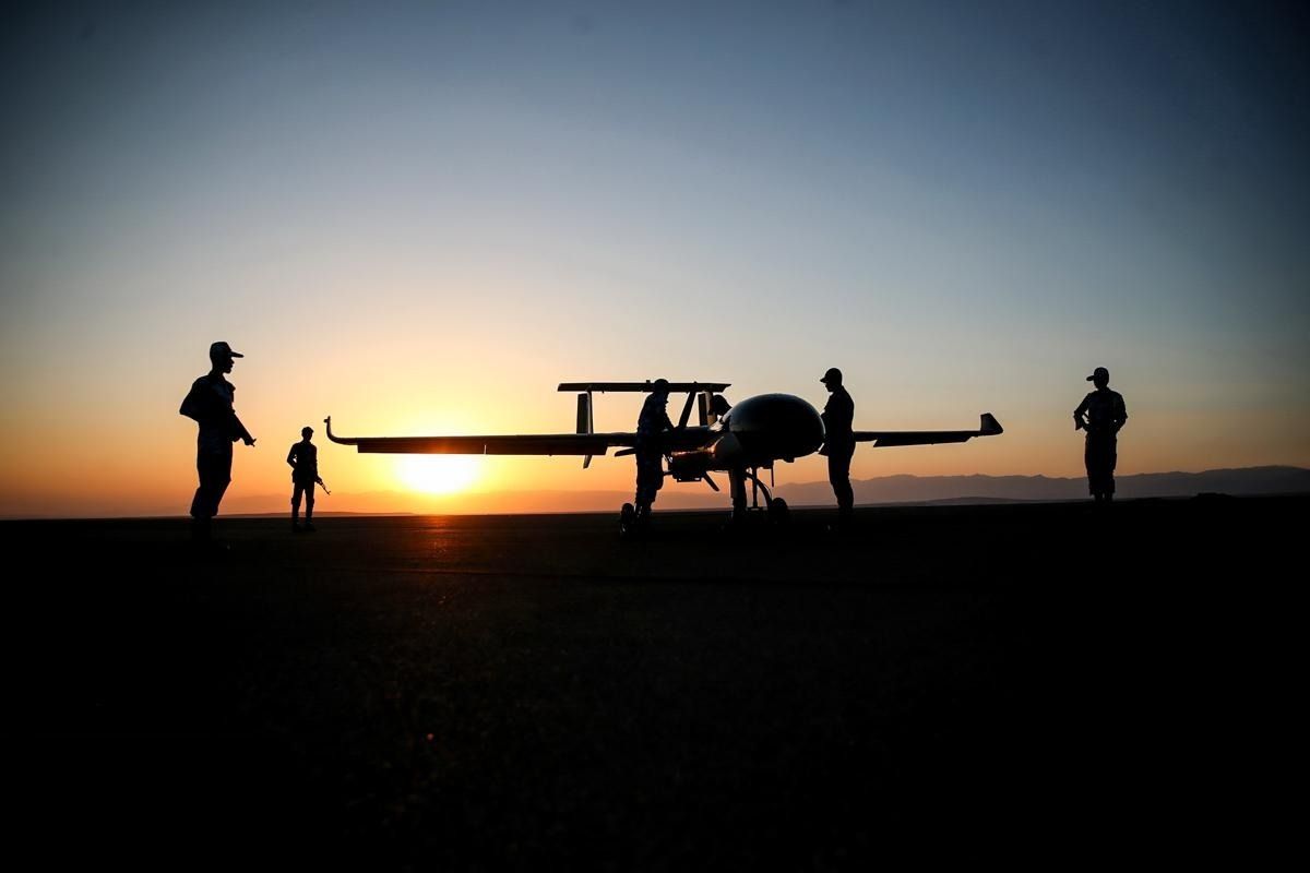 Trump warns of Iran attack, Tehran says ready with 'finger on the trigger'