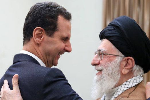 خامنئي: استخباراتنا أرسلت تقارير "مثيرة للقلق" إلى النظام السوري قبل أشهر