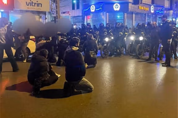 شاهزاده رضا پهلوی خواستار حضور میلیونی شهروندان در تهران و کلانشهرها شد