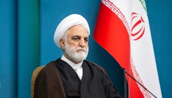 رئيس السلطة القضائية الإيرانية يدعو إلى سرعة محاكمة المتهمين بالتعاون مع إسرائيل