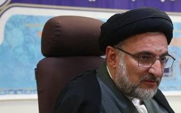 نماینده رزن: رییس سازمان اوقاف درباره واگذاری زمین وقفی به عروسش پاسخگو نخواهد بود