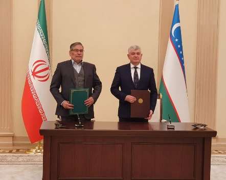 Iran's national security chief Ali Shamkhani with his Uzbek counterpart Viktor Makhmudov in Tashkent
