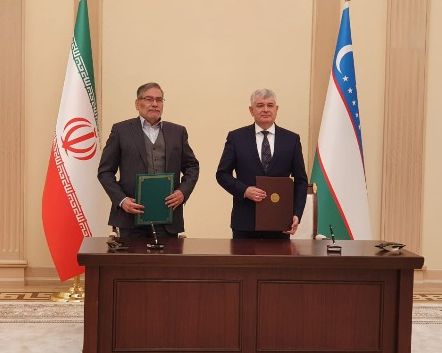 Iran's national security chief Ali Shamkhani with his Uzbek counterpart Viktor Makhmudov in Tashkent