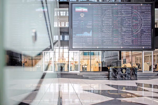 خروج حدود ۱۱ هزار میلیارد تومان پول حقیقی از بورس در ۲۴ روز معاملاتی گذشته