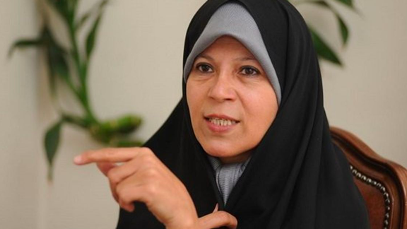 حمله رسانههای امنیتی و سپاه پاسداران به فائزه هاشمی پس از درخواست برای تحریم انتخابات