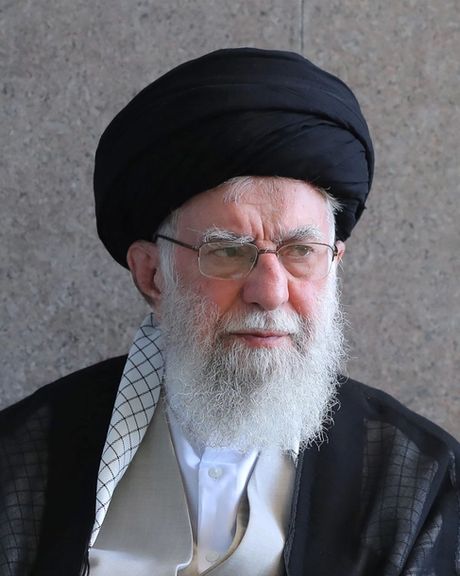 پاسخ سناتور آمریکا به خامنهای: خامنهای دیکتاتور دشمن ایرانیها و کل منطقه است