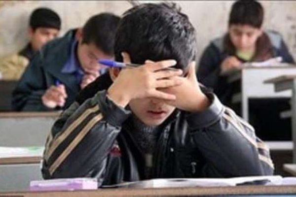 ارتفاع حالات ترك الدراسة بين تلاميذ المرحلة الابتدائية في إيران بنسبة 30%