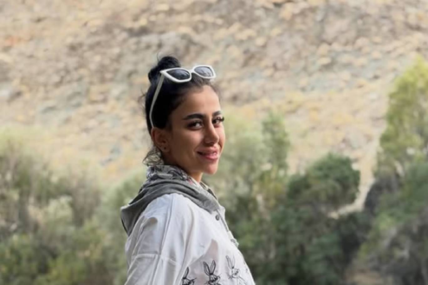 ترانه رحیمی، معترض محکوم به اعدام، برای درمان فوری اجازه ندارد به بیمارستان منتقل شود