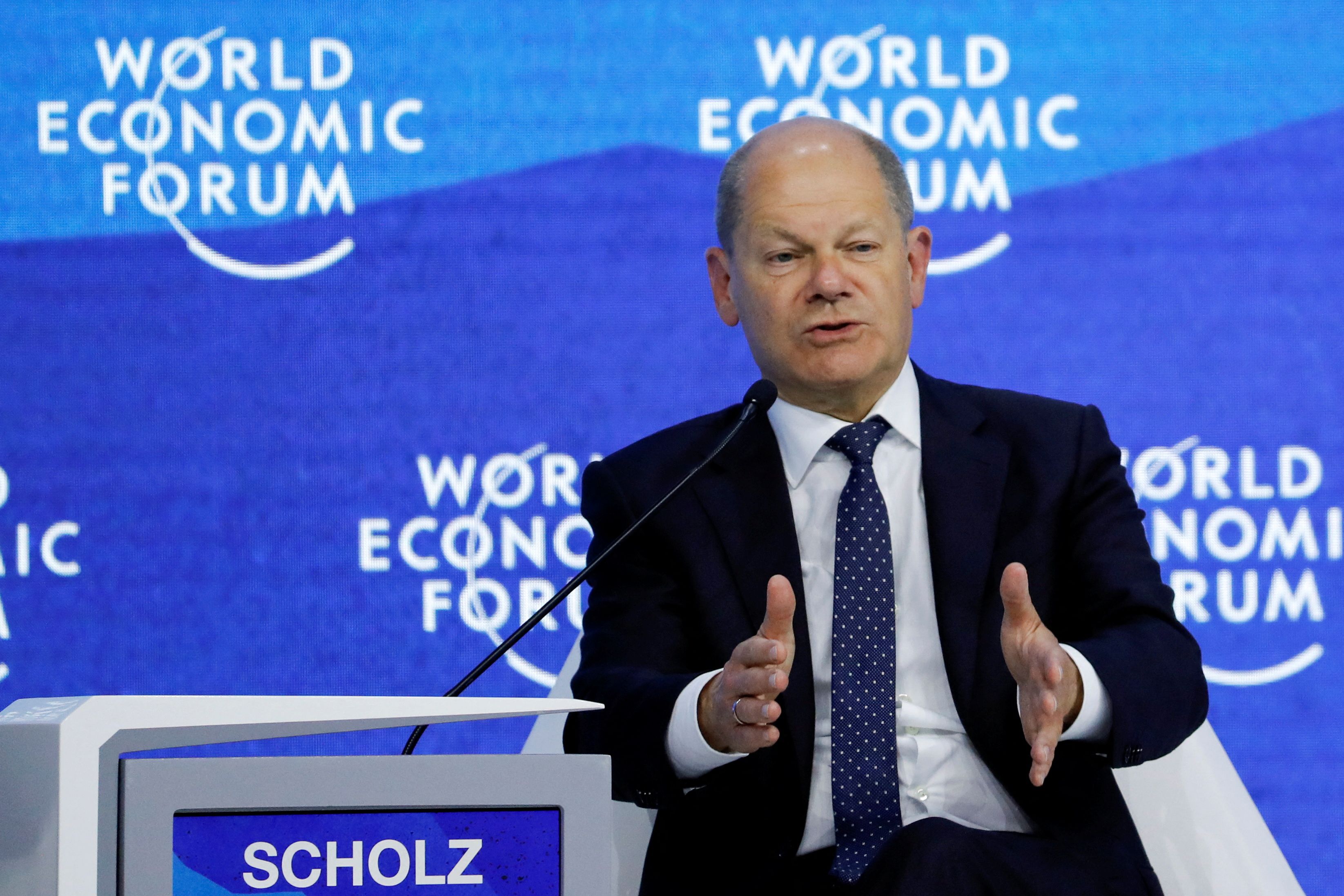 صدراعظم آلمان: متقاعد شده‌ام پوتین در جنگ اوکراین پیروز نخواهد شد