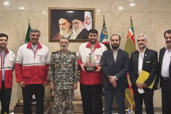 مسؤول إيراني منشق:"الهلال الأحمر" ساعد في التحايل على العقوبات وتوفير مروحيات للحرس الثوري