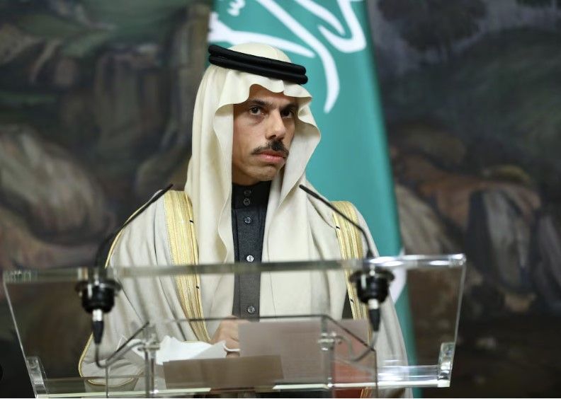 عربستان سعودی: حق پاسخ نظامی به حمله‌های جمهوری اسلامی را برای خود محفوظ می‌دانیم