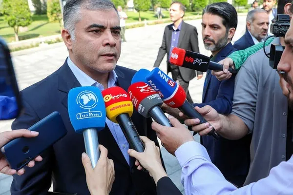 إيران على حافة الظلام.. الحكومة تدق ناقوس الخطر وتحذر من "صيف صعب"