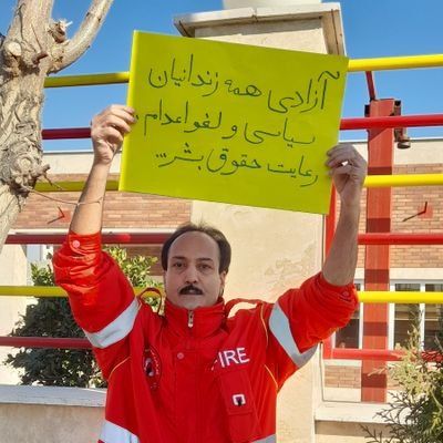 زرتشت احمدی راغب، زندانی سیاسی، در یازدهمین روز از اعتصاب غذای خود به‌سر می‌برد